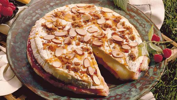 Caramelized Almond Raspberry Brie