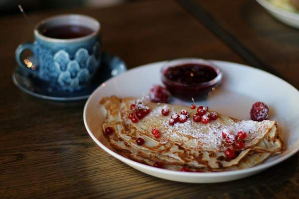 Pancakes with Lingonberries