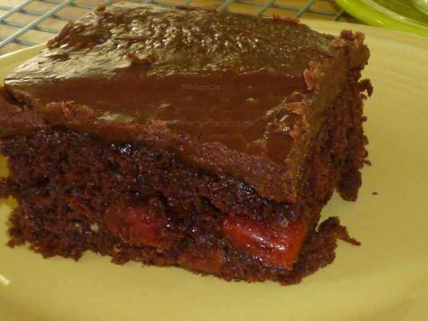 Chocolate Cherry Cake recipe