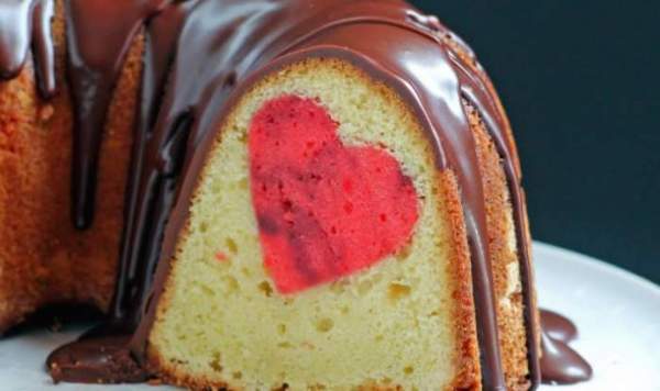 Strawberry Hearts Pound Cake
