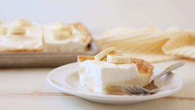 Banana Cream Slab Pie