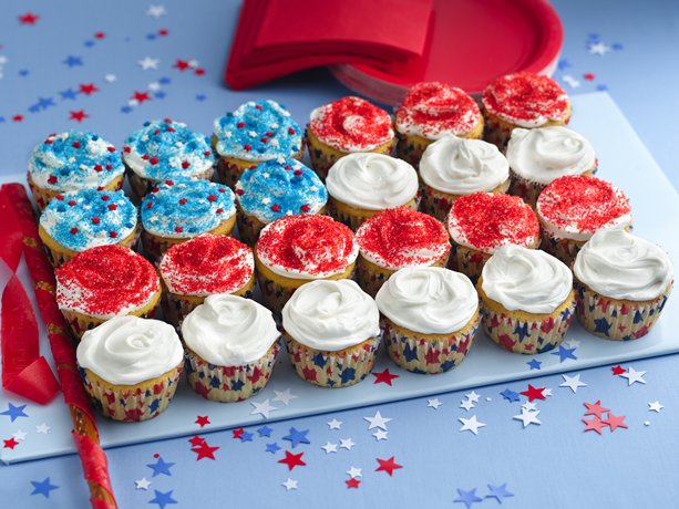 July 4th Cupcake Flag Cake – Kosterina