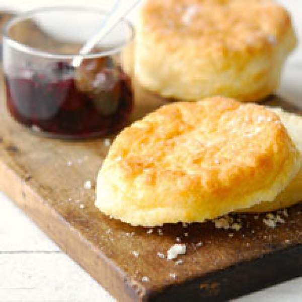 Fluffy Cottage Cheese Biscuits