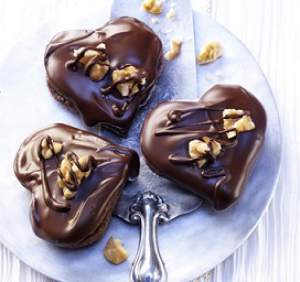 Walnut Cookie Hearts