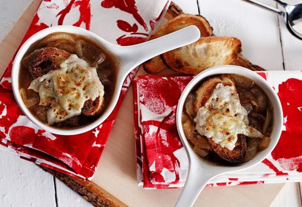 Caramelized Onion and Garlic Soup