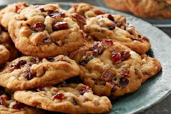 Big Batch Kris Kringle Cookies recipe