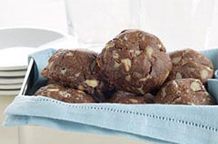 Chocolate Bliss Macadamia Cookies