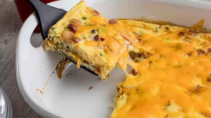 Cheesy Bacon and Egg Brunch Casserole recipe