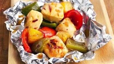 Grilled Pineapple-Chicken Kabob Packets
