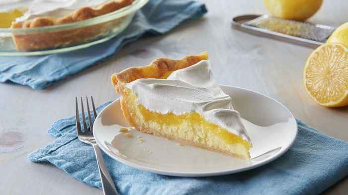 Lemon-Layer Cream Cheese Pie recipe