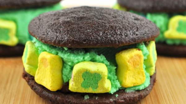 Little Lucky Whoopie Pies