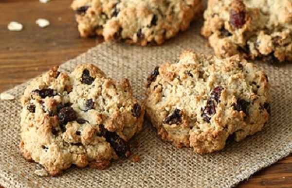 Vanishing Oatmeal Raisin Cookies recipe