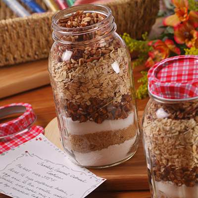 Swirled™ Caramel-Oatmeal Cookie Mix in a Jar