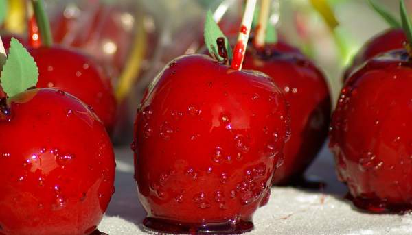 Cherry Candied Apples recipe