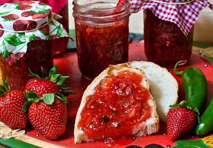 Strawberry Jalepeno Jam recipe