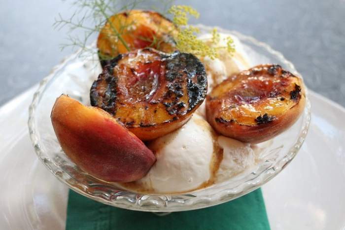 Honey-Drizzled Grilled Peaches