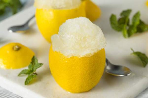 Lemon Ice in Lemon Cups