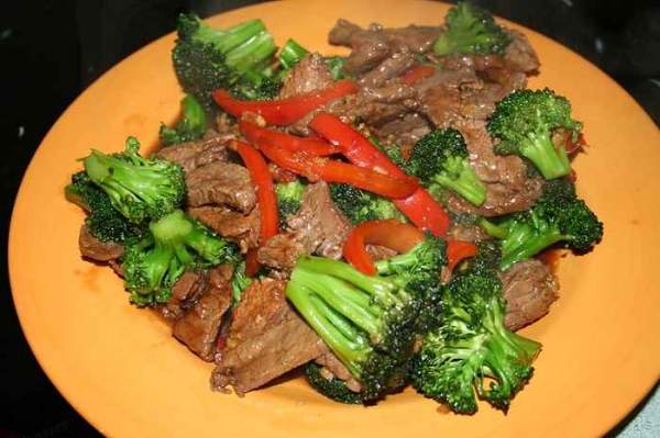 Broccoli Beef with Oyster Sauce