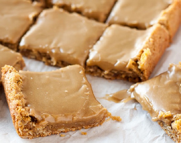 Lunch Lady Peanut Butter Bars recipe